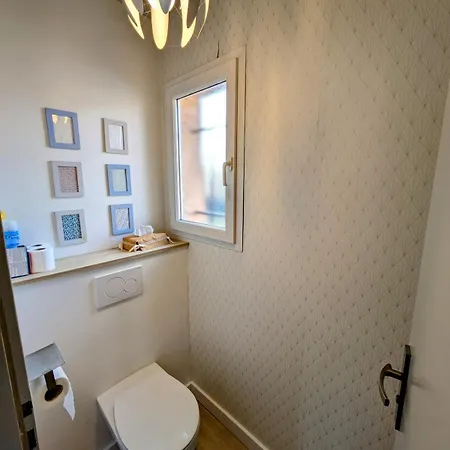 Holiday home Maison Familiale Avec Jacuzzi