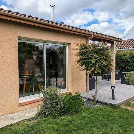 Holiday home Maison Familiale Avec Jacuzzi Plaisance-du-Touch