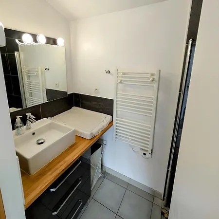 Holiday home Maison Familiale Avec Jacuzzi